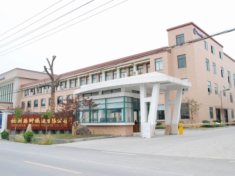 Con numerosas variedades y especificaciones completas.